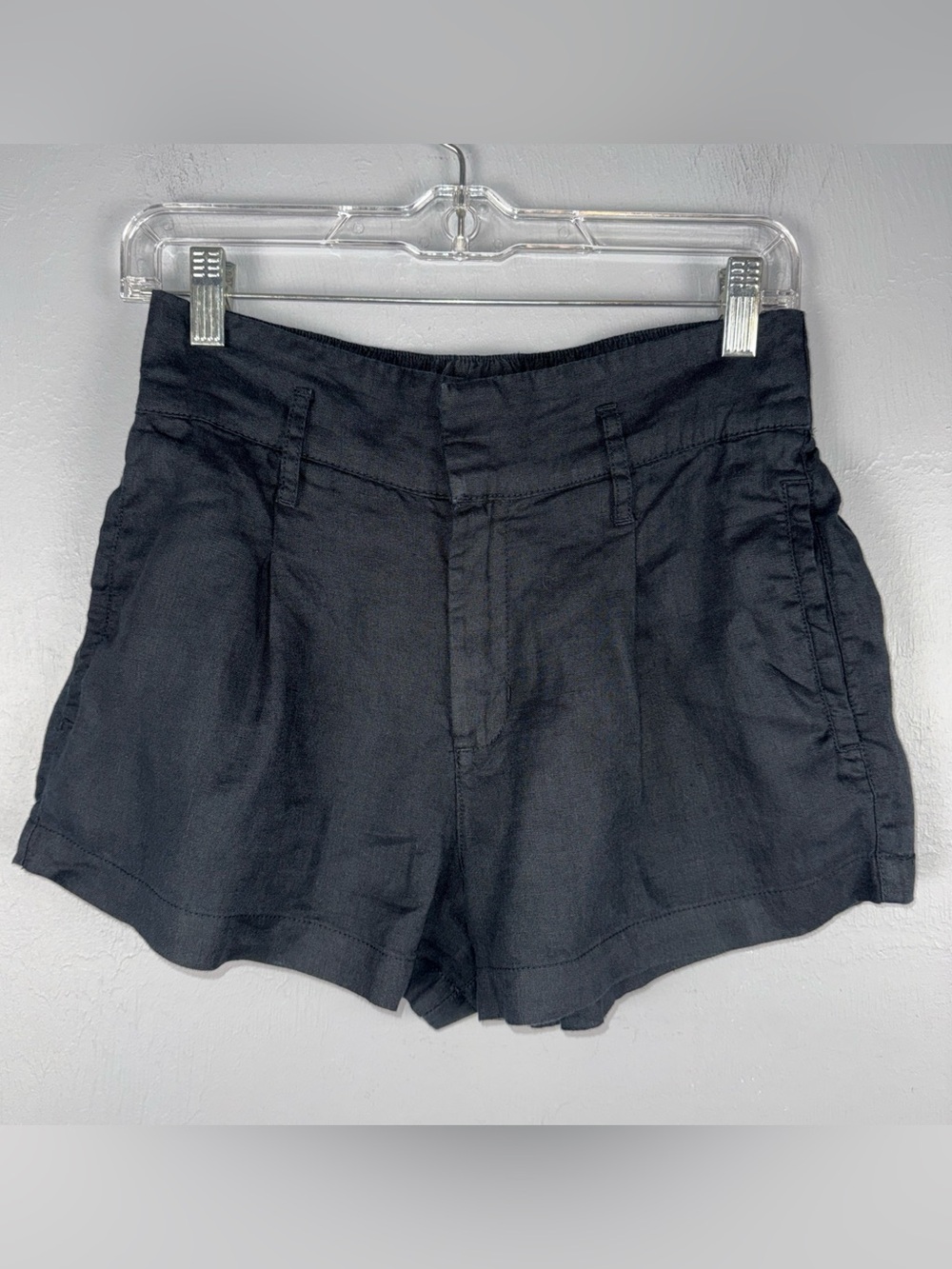Christian Siriano NY  Linen Shorts Women's S Black Pleated Pockets High Rise